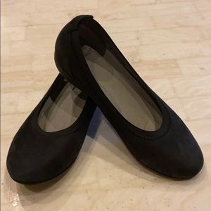 Dansko women’s suede flats shoes size 38 US 8